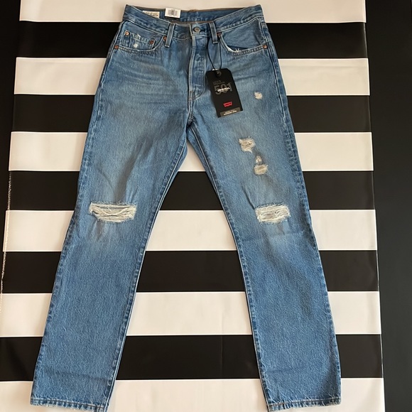 PREMIUM LEVIS 501 ORIGINAL- FIRM PRICE - Picture 6 of 9